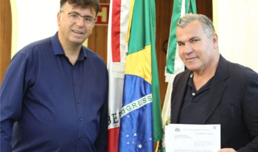 foto-roberto-trevisan-recebe-votos-de-congratulacoes-por-levar-o-nome-de-pocos-para-de-caldas-o-mundo-13-02-26
