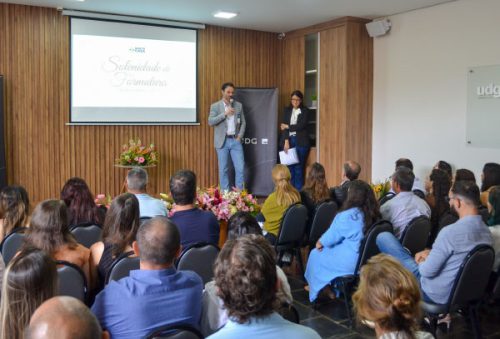 foto-santa-casa-de-pocos-de-caldas-forma-nova-turma-da-residencia-medica-24-02-26