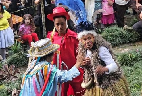 foto-sao-benedito-retirada-dos-caiapos-celebra-a-irmandade-entre-negros-e-indigenas-12-05-25