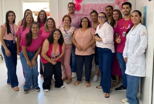 foto-saude-realiza-acao-especial-nas-farmacias-do-sus-em-alusao-ao-outubro-rosa-21-10-25
