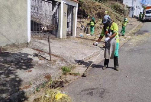 foto-secretaria-de-servicos-publicos-realiza-acoes-de-limpeza-no-jardim-centenario-e-bairro-sao-jose-03-06-25