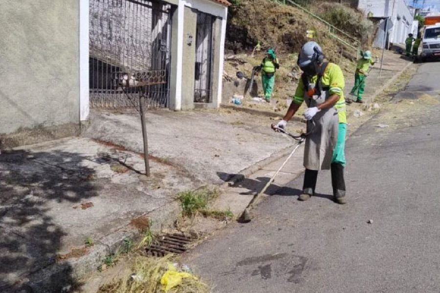 foto-secretaria-de-servicos-publicos-realiza-acoes-de-limpeza-no-jardim-centenario-e-bairro-sao-jose-03-06-25