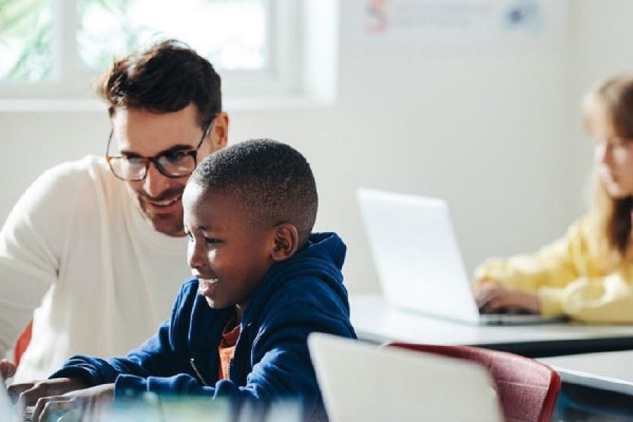 foto-secretaria-mobilizacao-educadores-09-10-2025