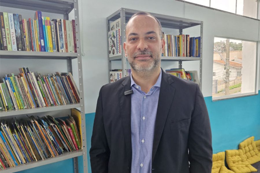 foto-secretario-educacao-avanco-24-11-2025