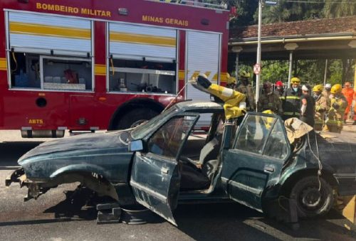 foto-simulado-de-acidente-mobiliza-equipes-de-emergencia-em-pocos-de-caldas-14-05-24