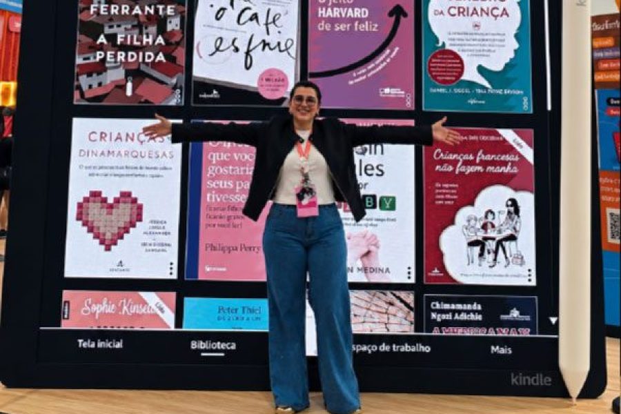 foto-stephania-de-castro-leva-o-nome-de-pocos-de-caldas-a-bienal-internacional-do-livro-de-sao-paulo-17-09-26