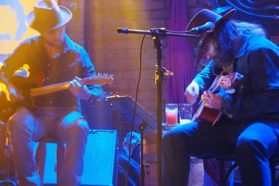 foto-tabaco-feriado-14-04-2026