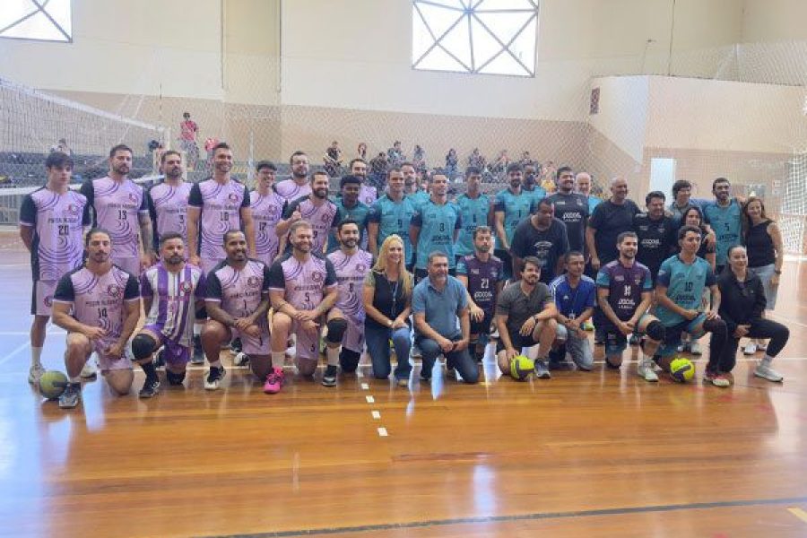 foto-taca-valverde-de-voleibol-masculino-movimenta-pocos-de-caldas-com-grandes-jogos-e-homenagem-especial-17-04-26