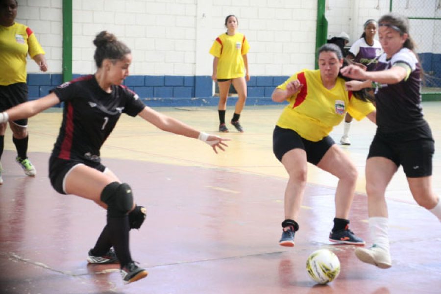 foto-torneio-regional-movimenta-futsal-feminino-em-pocos-de-caldas-01-07-25