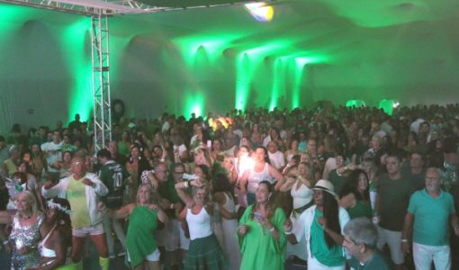 foto-tradicao-e-clima-familiar-marcam-o-baile-verde-e-branco-2026-da-caldense-09-02-26