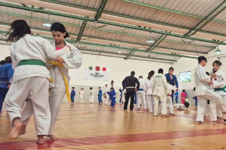 foto-treino-judocas-28-04-2026