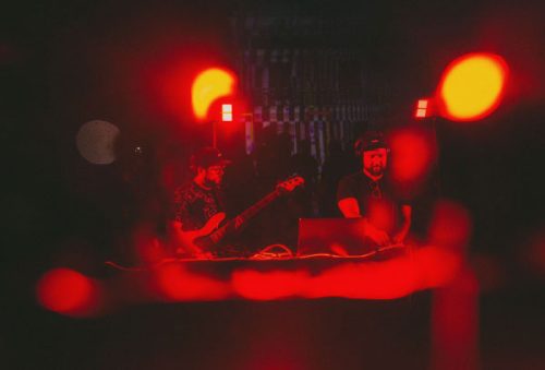 foto-tropitronix-lanca-trabalho-audiovisual-inedito-unindo-musica-historia-e-tecnologia-03-03-26