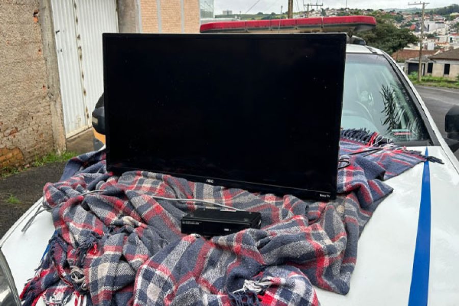 foto-tv-furto-andradas-13-03-26