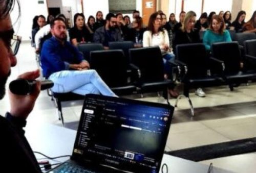 foto-produtividade-tecnologia-22-10-2025