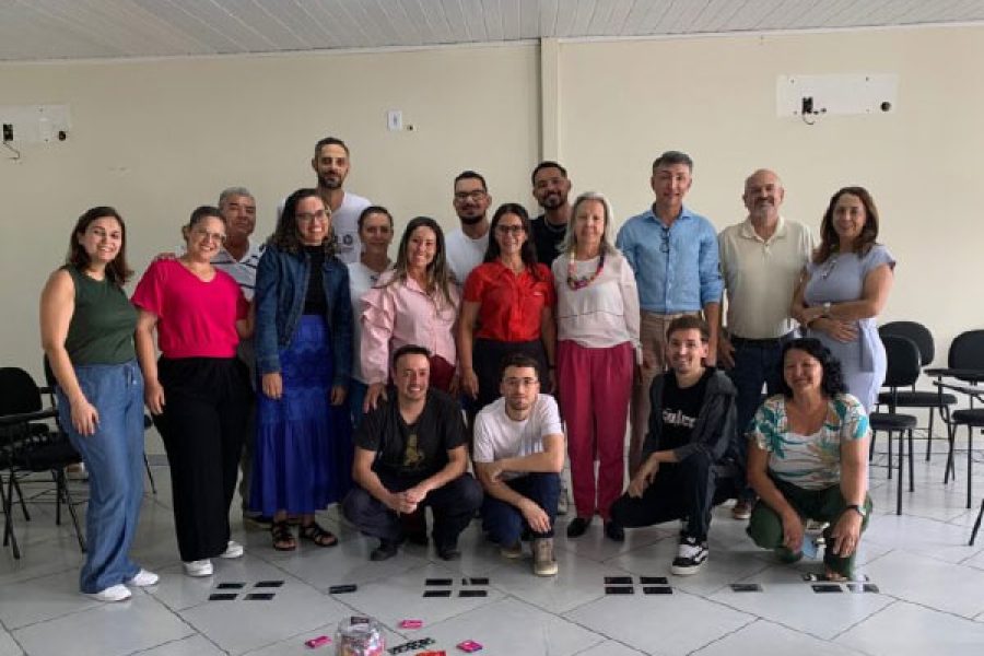 foto0representante-de-pocos-compartilha-acoes-de-prevencao-as-ist-hiv-aids-em-alfenas-11-03-26