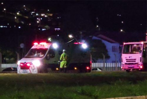 fotro-acidente-moto-carro-10-11-2025